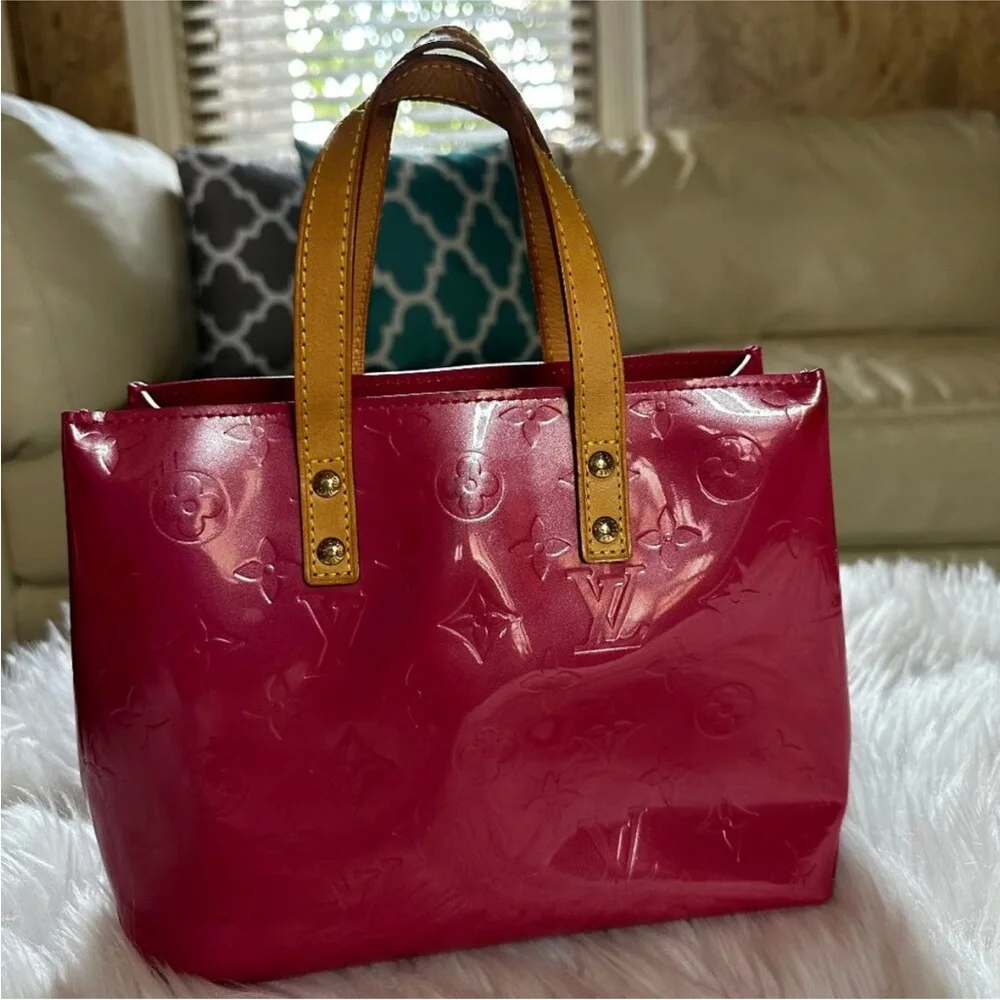 Authentic Louis Vuitton Cerise Monogram Vernis
Reade PM Tote - Picture 3 of 13